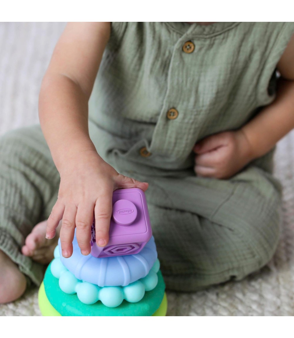 Sensorische Bauklötze, Stapelspielzeug & Tiere