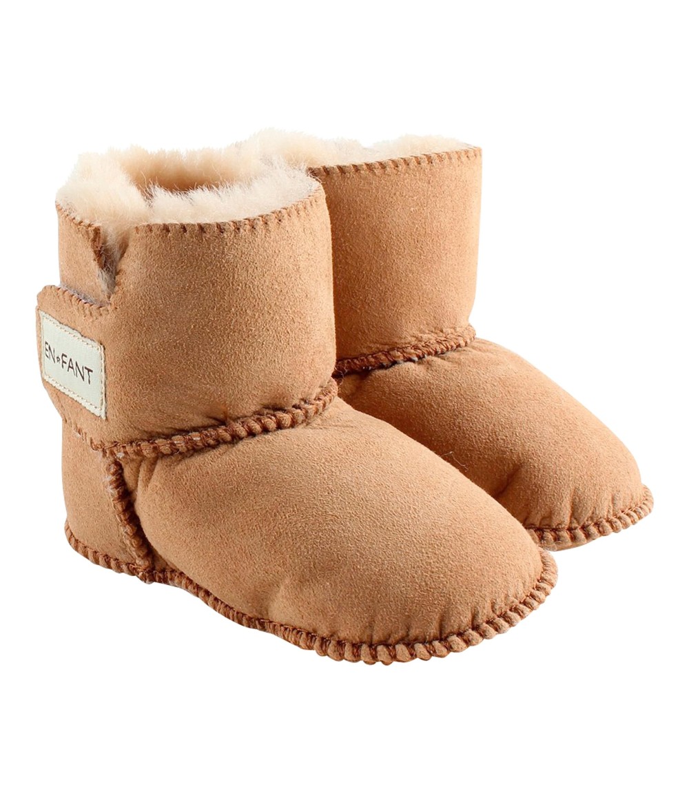 Lammfellschuhe mit Klettverschluss