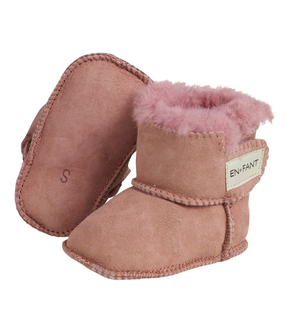 Lammfellschuhe mit Klettverschluss