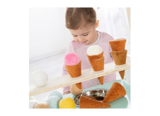 Eisstand mit Zubehör