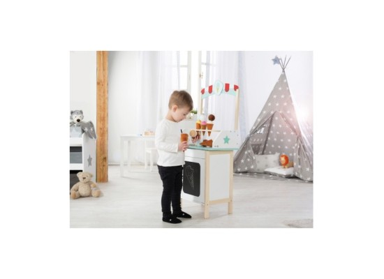 Eisstand mit Zubehör