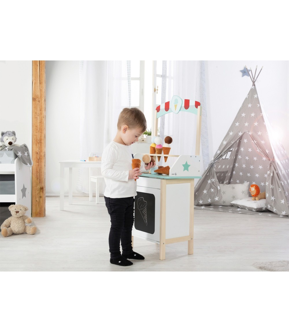 Eisstand mit Zubehör
