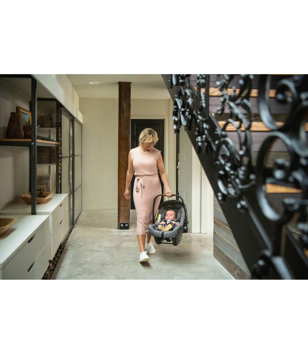 Babyschale PIPA next Bundle inkl. Isofix-Basis BASE next