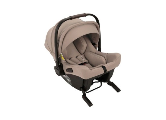 Babyschale PIPA urbn mit integrierter Isofix-Basis