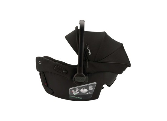 Babyschale PIPA urbn mit integrierter Isofix-Basis