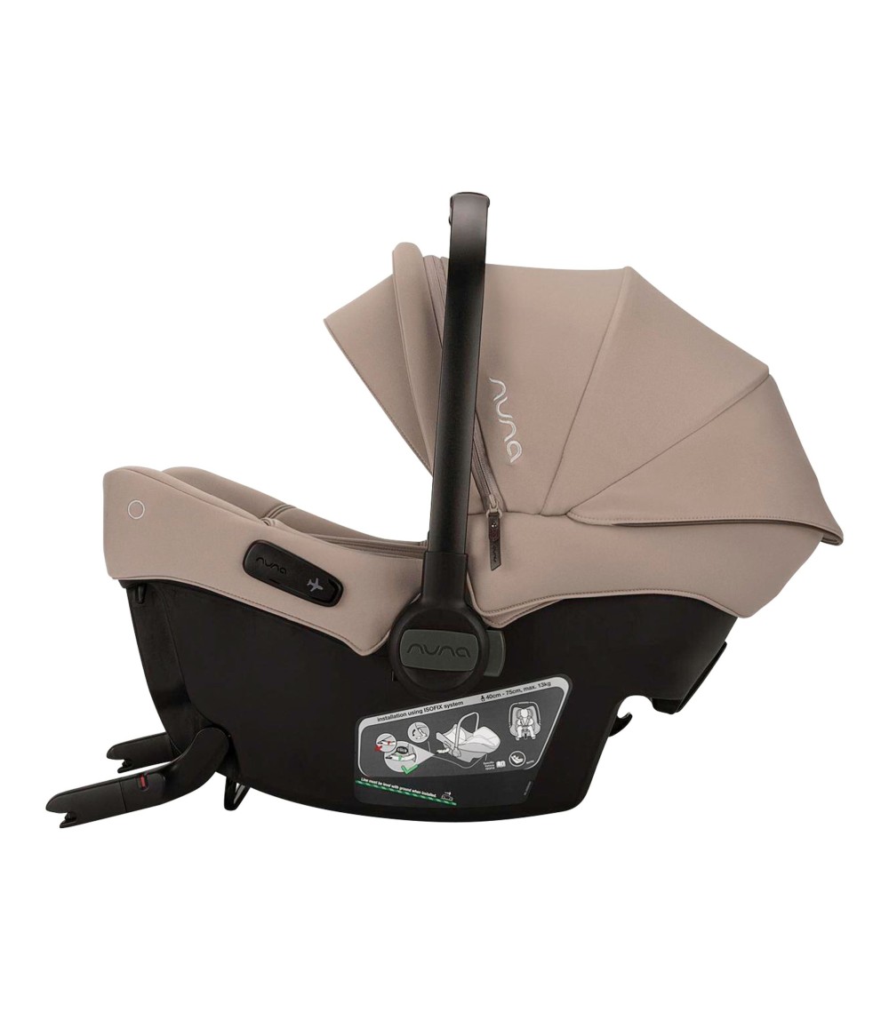 Babyschale PIPA urbn mit integrierter Isofix-Basis