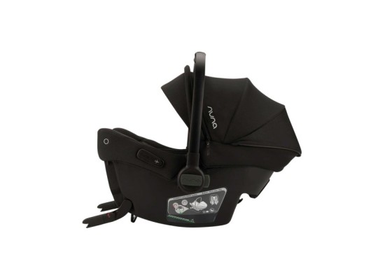 Babyschale PIPA urbn mit integrierter Isofix-Basis