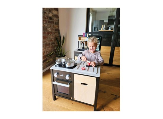 Kinderküche mit Kücheninsel Industrial