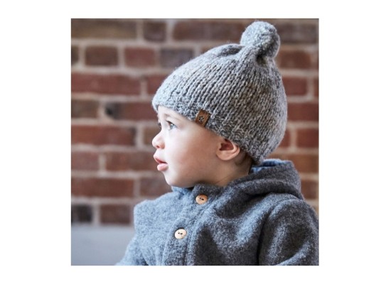 Winter-Strickmütze mit Bommel