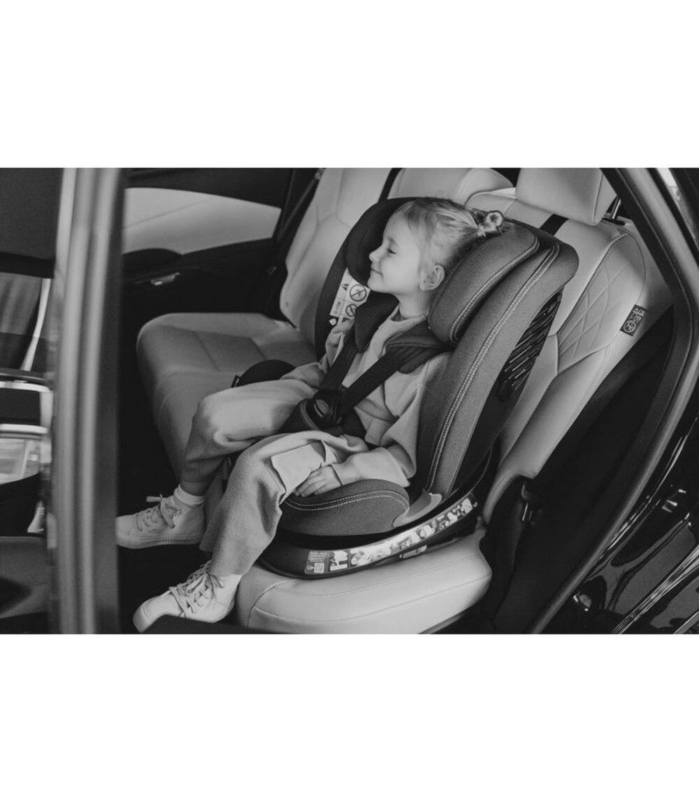 Kindersitz BASTIAAN ONE