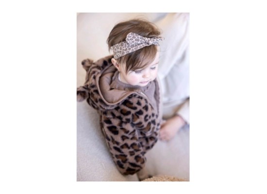 Plüschjacke mit Kapuze mit Ohren Leoprint