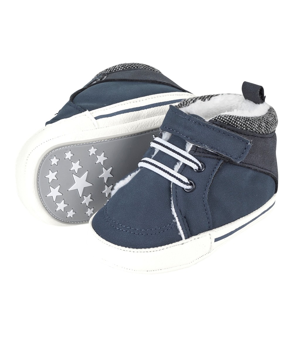 Winterschuhe mit Klettverschluss