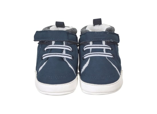 Winterschuhe mit Klettverschluss