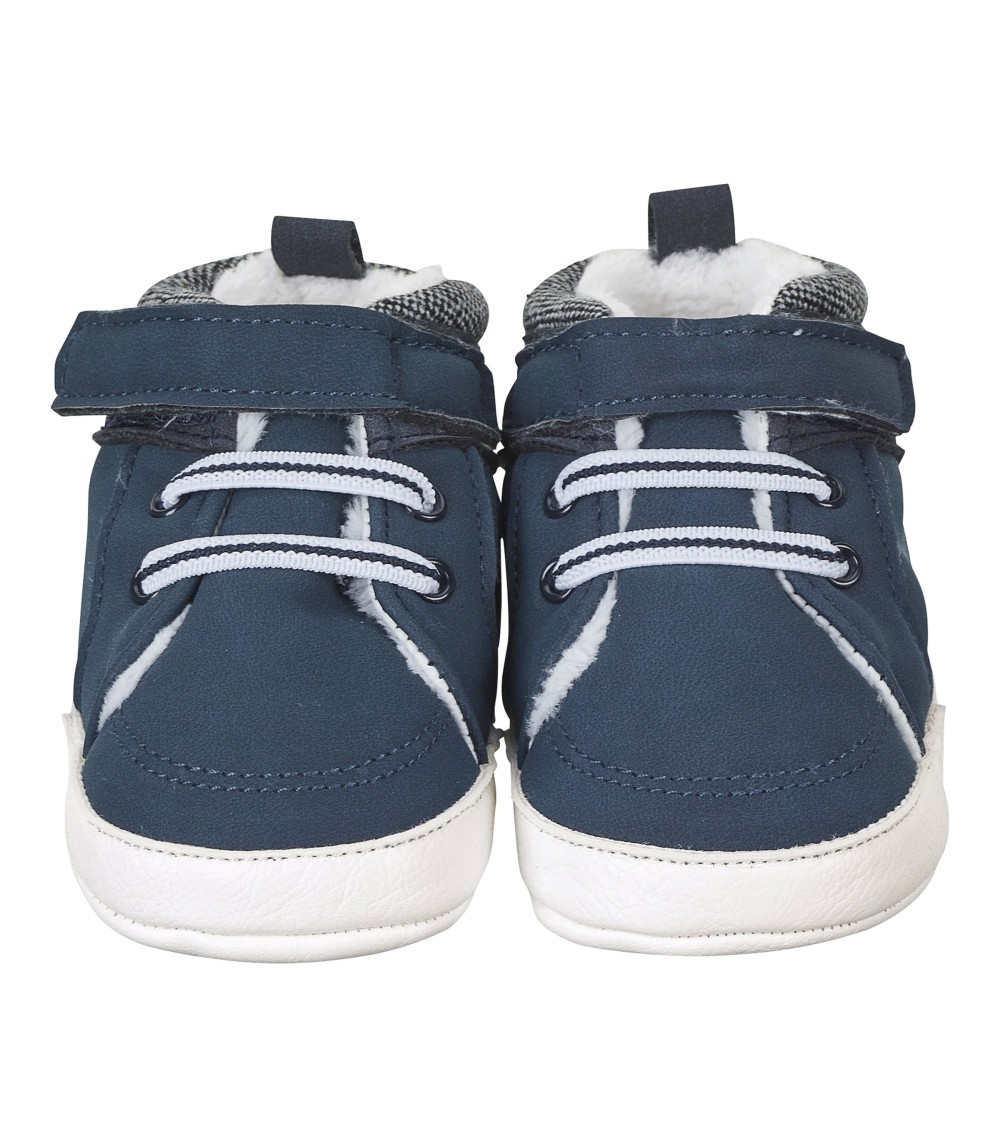 Winterschuhe mit Klettverschluss