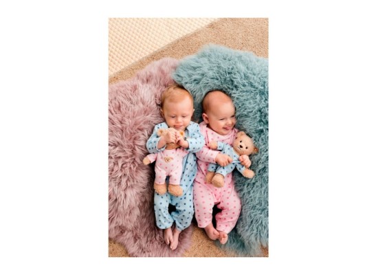 Teddybär Baby Teddy and Me mit Schlafanzug 25cm