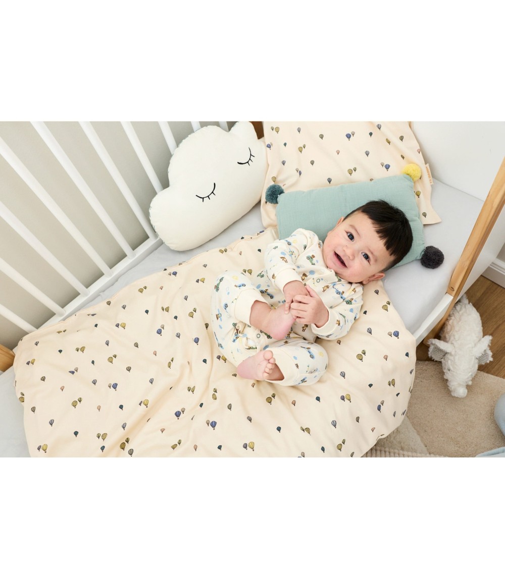 Schlafoverall On the road