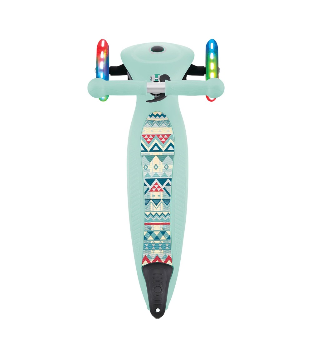 Scooter Junior mit Leuchtrollen