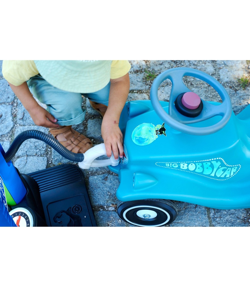 Bobby Car Service Station