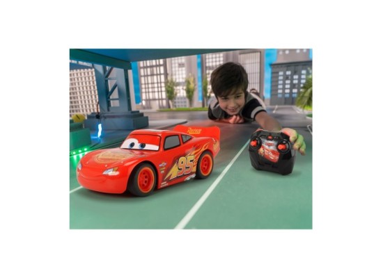 RC Auto Turbo Racer Lightning McQueen