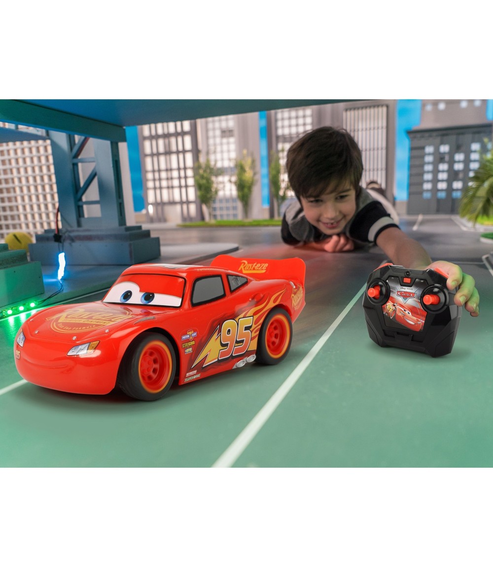 RC Auto Turbo Racer Lightning McQueen