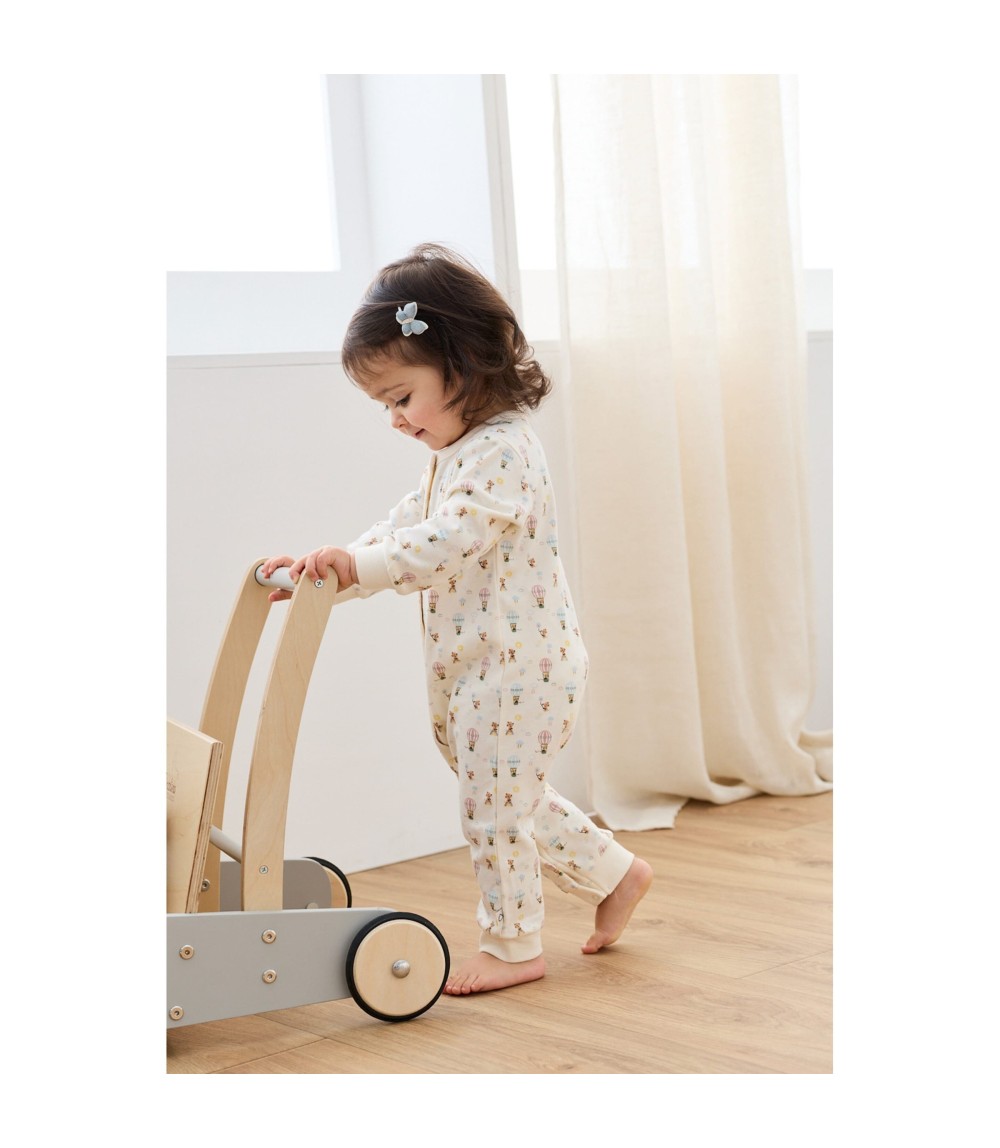 Schlafoverall On the road