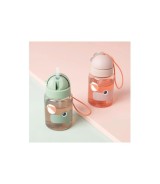 Trinkflasche mit Strohhalm