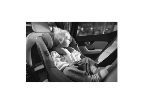 Babyschale Pebble S inkl. Kindersitz Pearl S und Isofix-Basis FamilyFi