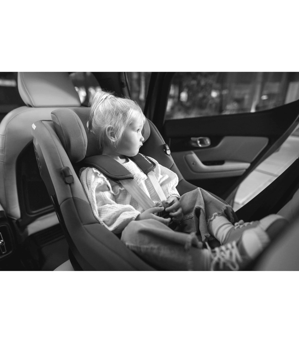 Babyschale Pebble S inkl. Kindersitz Pearl S und Isofix-Basis FamilyFi